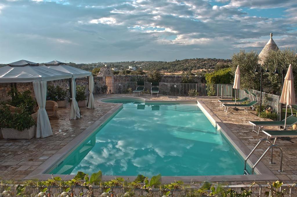 Masseria Montanaro Чистернино Экстерьер фото