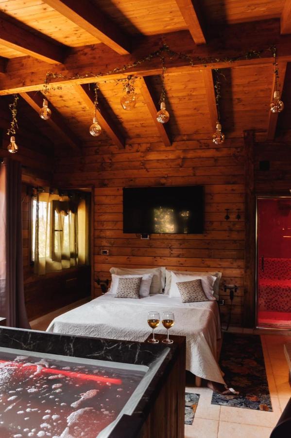Masseria Montanaro Чистернино Экстерьер фото