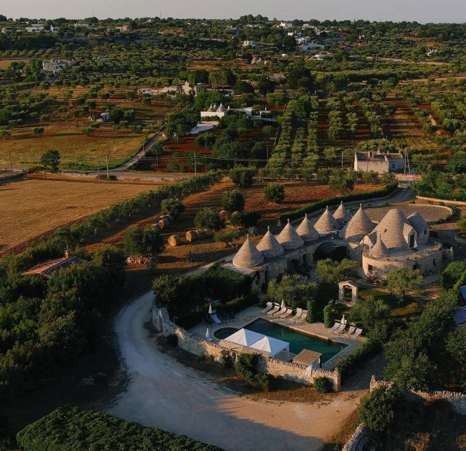 Masseria Montanaro Чистернино Экстерьер фото
