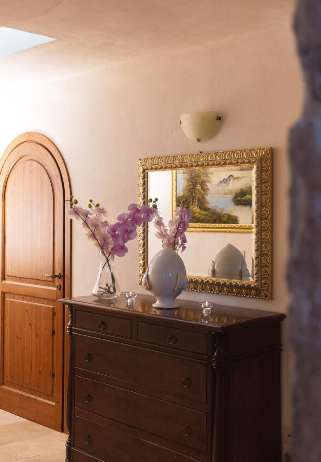 Masseria Montanaro Чистернино Экстерьер фото
