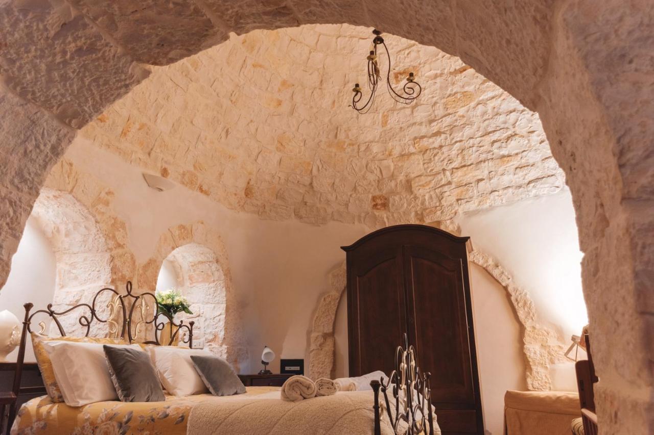 Masseria Montanaro Чистернино Экстерьер фото
