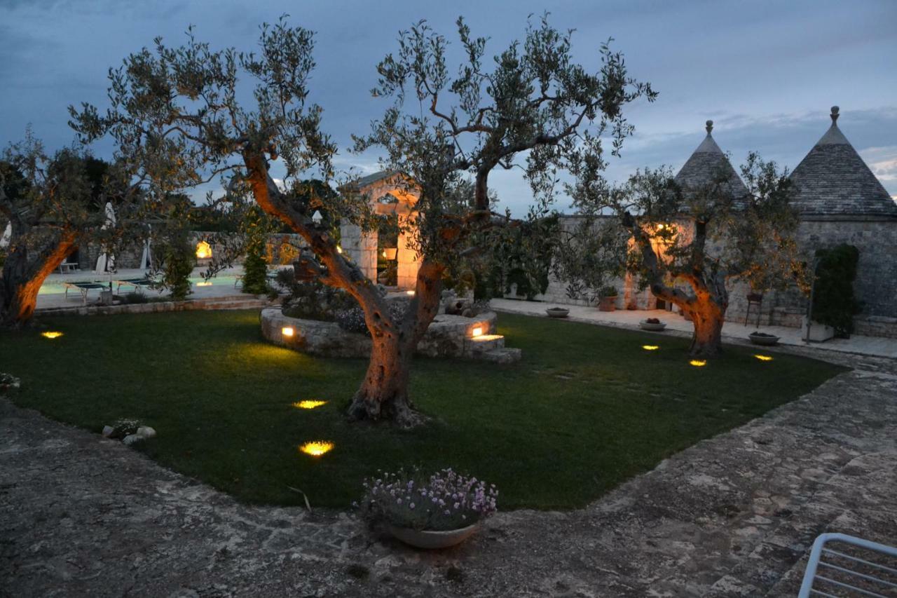 Masseria Montanaro Чистернино Экстерьер фото